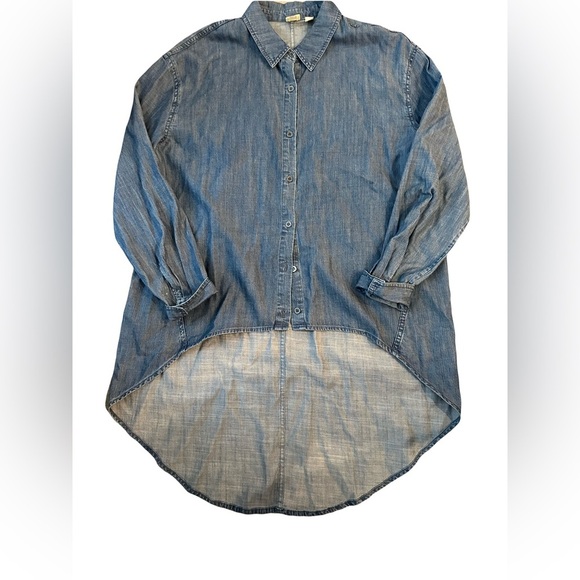 The Fisher Project Chambray Shirt Women M Blue Denim High Low Coastal Minimal - Picture 5 of 7